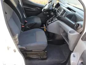 Nissan NV200 thumbnail 14