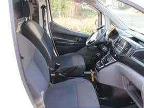 Nissan NV200 thumbnail 15