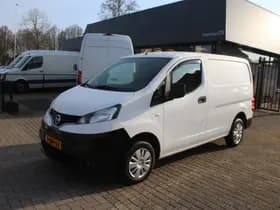 Nissan NV200 thumbnail 3