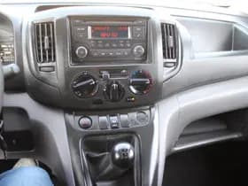 Nissan NV200 thumbnail 21