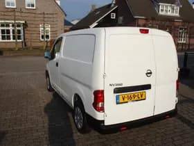 Nissan NV200 thumbnail 10