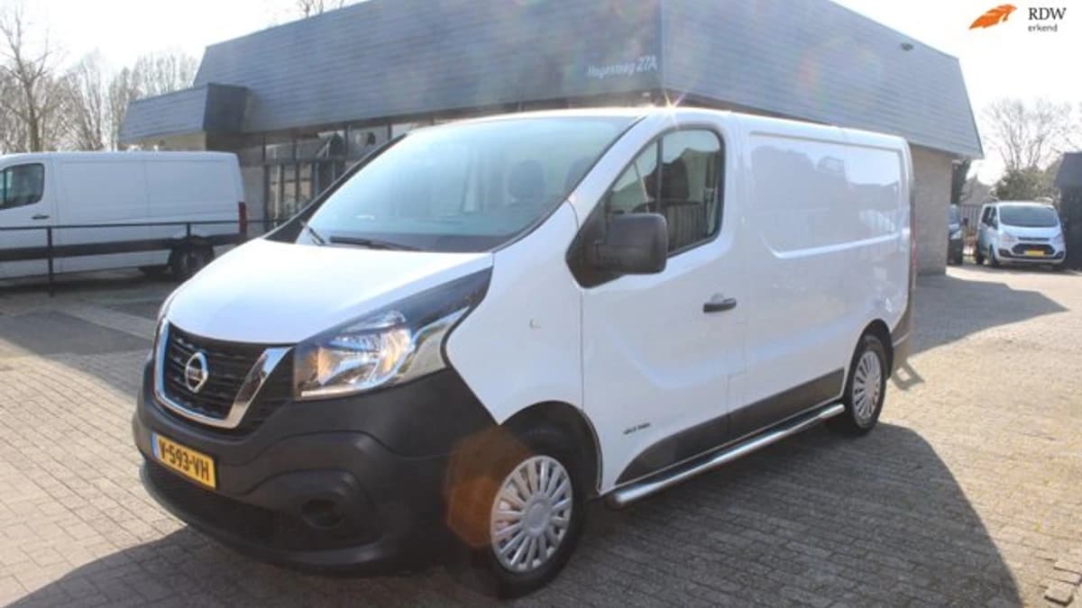 Nissan NV300 — foto 1