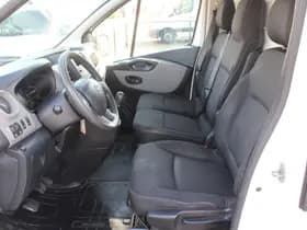 Nissan NV300 thumbnail 14