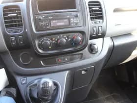 Nissan NV300 thumbnail 16