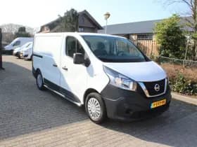 Nissan NV300 thumbnail 5