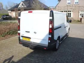 Nissan NV300 thumbnail 8