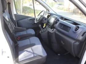 Opel Vivaro thumbnail 11
