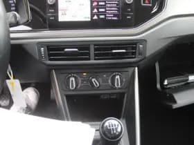 Volkswagen Polo thumbnail 18