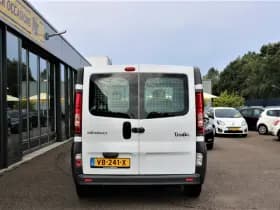 Renault Trafic thumbnail 3