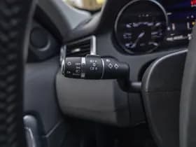 Land Rover Discovery Sport 2.0 TD4 HSE thumbnail 31