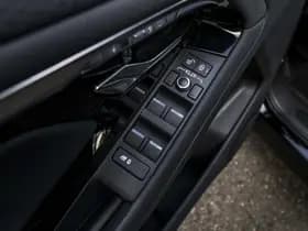 Land Rover Range Rover Evoque 2.0 D180 AWD R-Dynamic S thumbnail 22