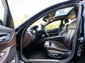 BMW 7-Serie thumbnail 23