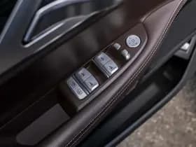 BMW 7-Serie thumbnail 25