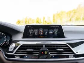 BMW 7-Serie thumbnail 40