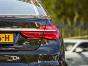 BMW 7-Serie thumbnail 8