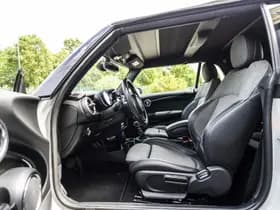 MINI Cooper thumbnail 18