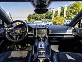 Porsche Cayenne thumbnail 18