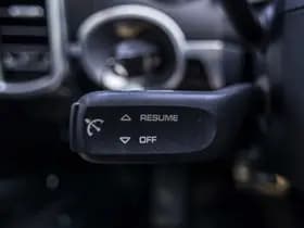 Porsche Cayenne thumbnail 35