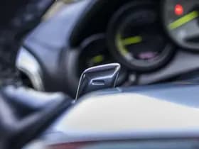 Porsche Cayenne thumbnail 38