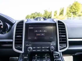 Porsche Cayenne thumbnail 41