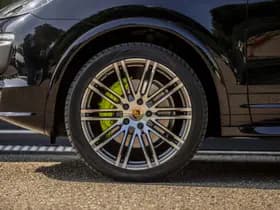 Porsche Cayenne thumbnail 9