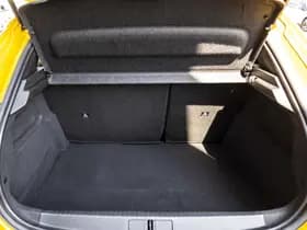 Peugeot E-208 EV Active 50 kWh thumbnail 13