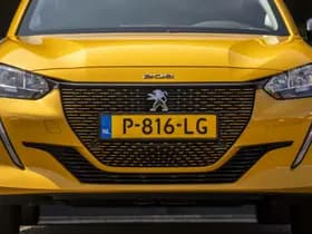 Peugeot E-208 EV Active 50 kWh thumbnail 3