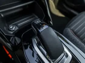 Peugeot E-208 EV Active 50 kWh thumbnail 24