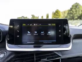 Peugeot E-208 EV Active 50 kWh thumbnail 36