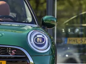 MINI Cooper S thumbnail 4