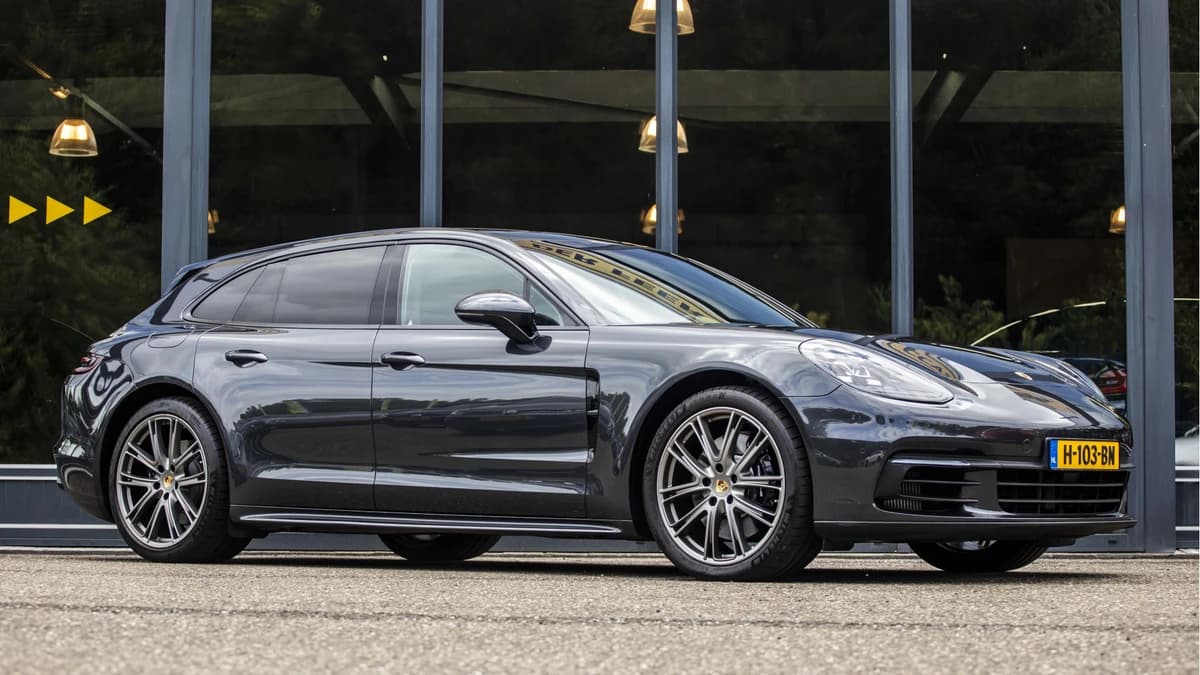 Porsche Panamera — foto 1