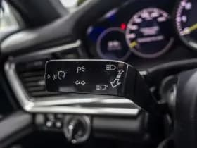 Porsche Panamera thumbnail 33