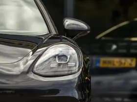 Porsche Panamera thumbnail 5