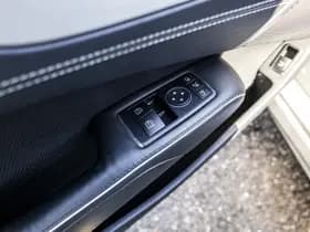 Mercedes-Benz SL 500 thumbnail 16