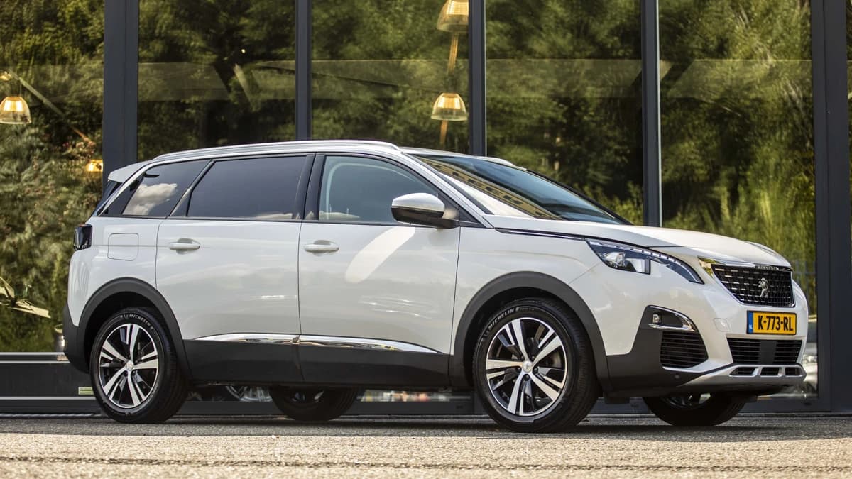 Peugeot 5008 1.2 PureTech Crossway Panoramadak, Trekhaak 7- pers. — foto 1