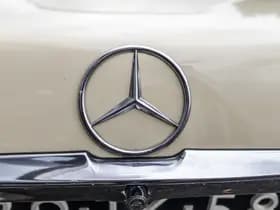 Mercedes-Benz SL-Klasse 280 SLC coupé thumbnail 15