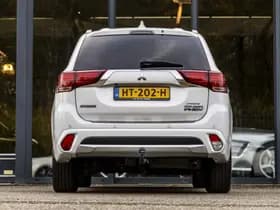 Mitsubishi Outlander thumbnail 6