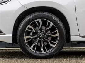 Mitsubishi Outlander thumbnail 9