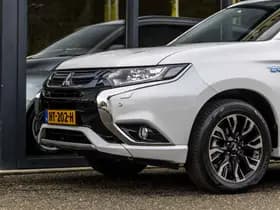 Mitsubishi Outlander thumbnail 10