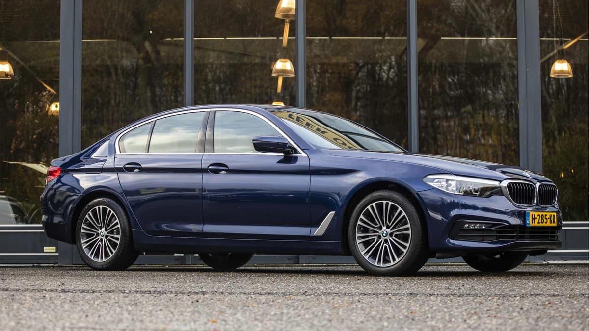 BMW 5 Serie 520i Executive Edition — foto 1