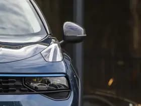 Lynk & Co 01 1.5 thumbnail 4