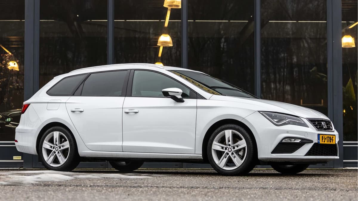 SEAT Leon — foto 1