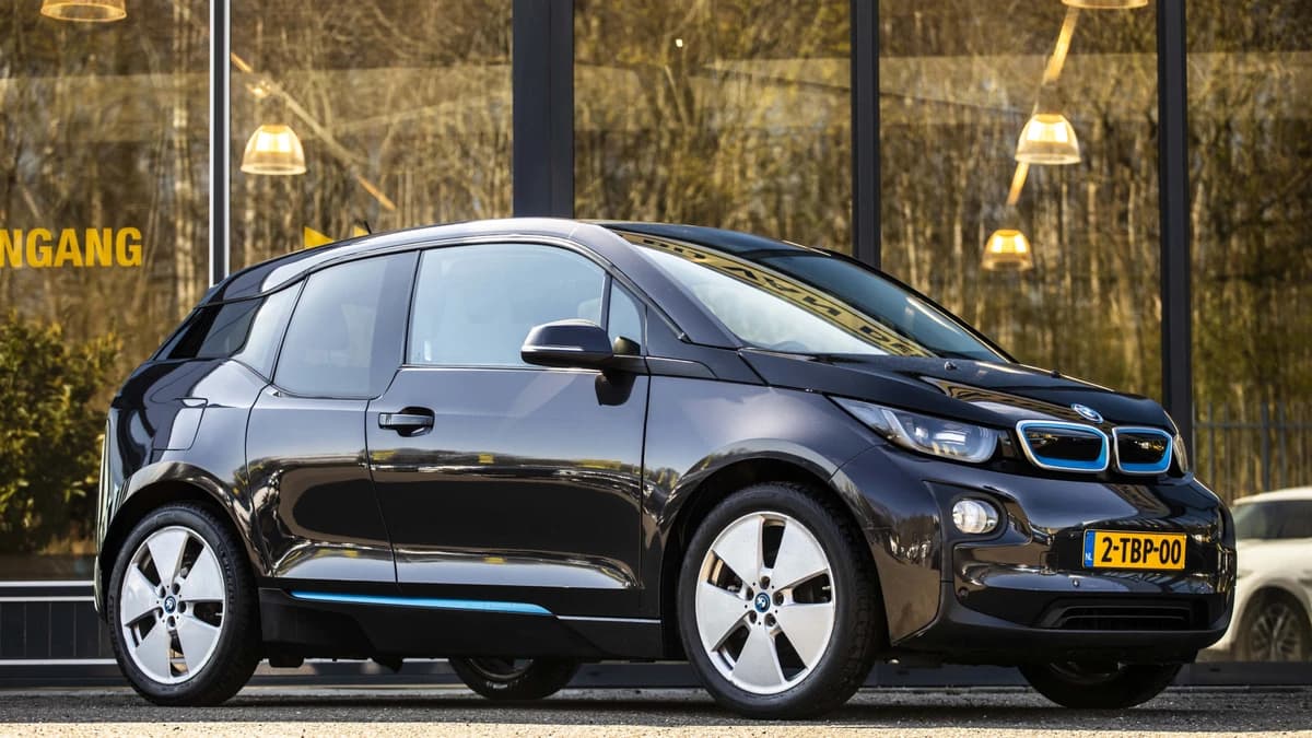 BMW i3 — foto 1