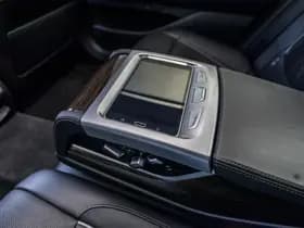 BMW 7-Serie thumbnail 19