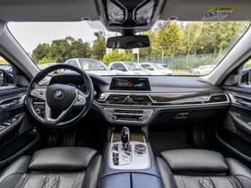 BMW 7-Serie thumbnail 28