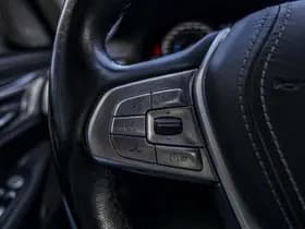 BMW 7-Serie thumbnail 35