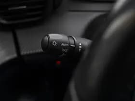 Peugeot E-208 EV Active Pack 50 kWh thumbnail 29