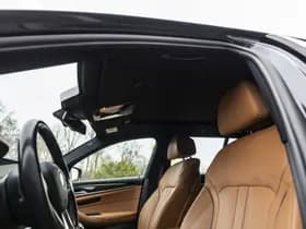 BMW 5 Serie Touring 520i High Executive thumbnail 25