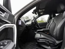 BMW IX1 xDrive30 Launch Edition 67 kWh thumbnail 23