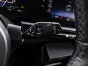 BMW IX1 xDrive30 Launch Edition 67 kWh thumbnail 32